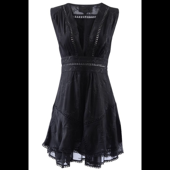 NWT $179~MARE MARE ANTHROPOLOGIE~Black Embroidered “ANYA” V-Neck Ruffle Dress~S - Picture 5 of 16